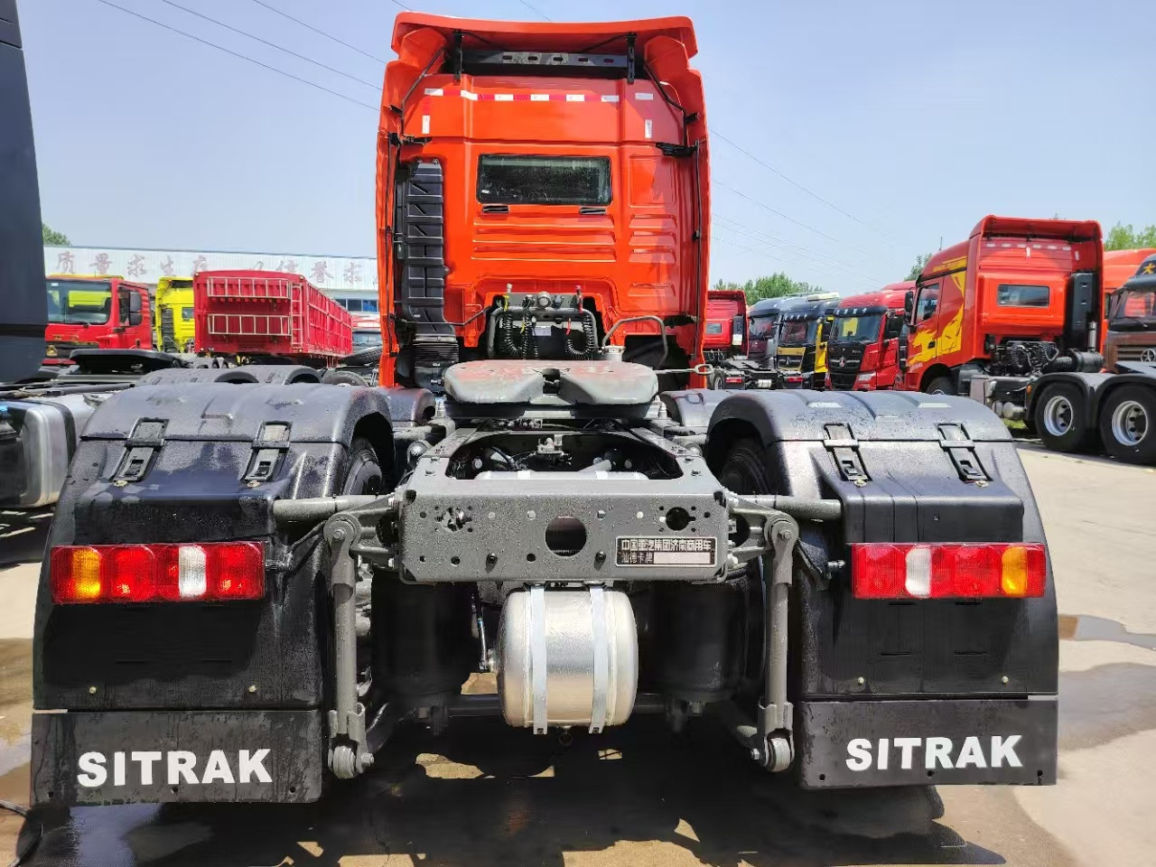 SINOTRUK G7 H540 Tractor Unit 6✖4 New - Sattelzugmaschine: das Bild 5 SINOTRUK G7 H540 Tractor Unit 6✖4 New - Sattelzugmaschine: das Bild 5