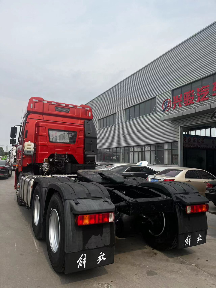 SINOTRUK Tractor Unit J6P 6X4 Manual Transmission New - Sattelzugmaschine: das Bild 4 SINOTRUK Tractor Unit J6P 6X4 Manual Transmission New - Sattelzugmaschine: das Bild 4
