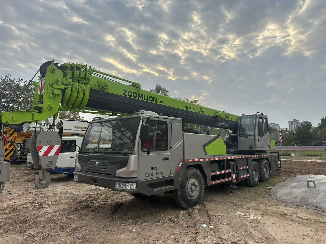 ZOOMLION Crane ZTC251V 25Ton - All-Terrain Kran: das Bild 2 ZOOMLION Crane ZTC251V 25Ton - All-Terrain Kran: das Bild 2