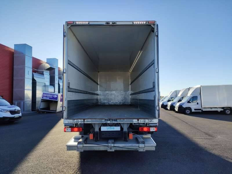 Camion Porteur 19 TONNES 280 CV HAYON 2 PORTES AR - Koffer LKW: das Bild 4 Camion Porteur 19 TONNES 280 CV HAYON 2 PORTES AR - Koffer LKW: das Bild 4