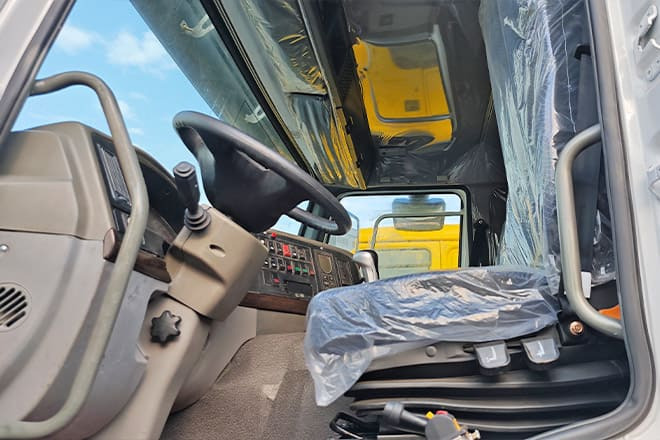 SINOTRUK Used Sinotruk Howo 371 10 Wheeler Dump Truck for Sale in Kenya - Kipper: das Bild 5 SINOTRUK Used Sinotruk Howo 371 10 Wheeler Dump Truck for Sale in Kenya - Kipper: das Bild 5
