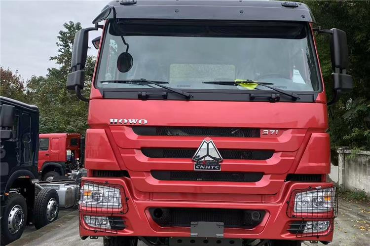SINOTRUK Howo 371hp Truck Head for Sale In Tanzania - Sattelzugmaschine: das Bild 4 SINOTRUK Howo 371hp Truck Head for Sale In Tanzania - Sattelzugmaschine: das Bild 4