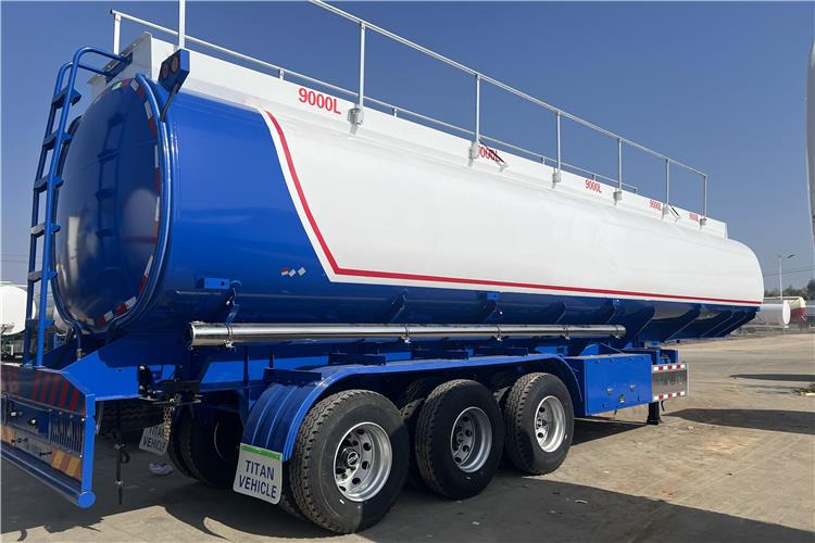 TITAN 45000 Liters Oil Tanker Trailer for Sale In Ghana - Tankauflieger: das Bild 2 TITAN 45000 Liters Oil Tanker Trailer for Sale In Ghana - Tankauflieger: das Bild 2