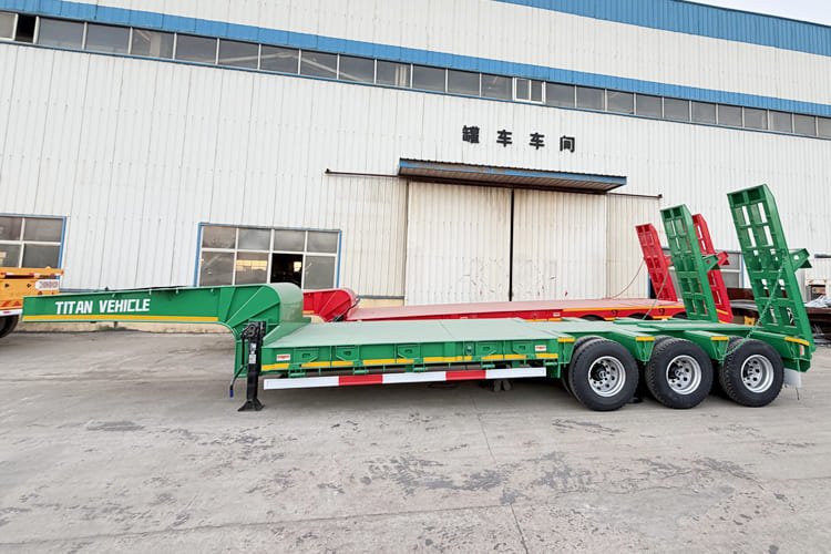 TITAN Exposed Tyre 3 Axle 80 Tons Low Bed Trailer Price - Tieflader Auflieger: das Bild 3 TITAN Exposed Tyre 3 Axle 80 Tons Low Bed Trailer Price - Tieflader Auflieger: das Bild 3