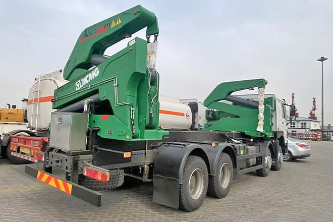 XCMG 20Ft Container Side Loader Truck for Sale in Tanzania - Containerwagen/ Wechselfahrgestell LKW: das Bild 1 XCMG 20Ft Container Side Loader Truck for Sale in Tanzania - Containerwagen/ Wechselfahrgestell LKW: das Bild 1