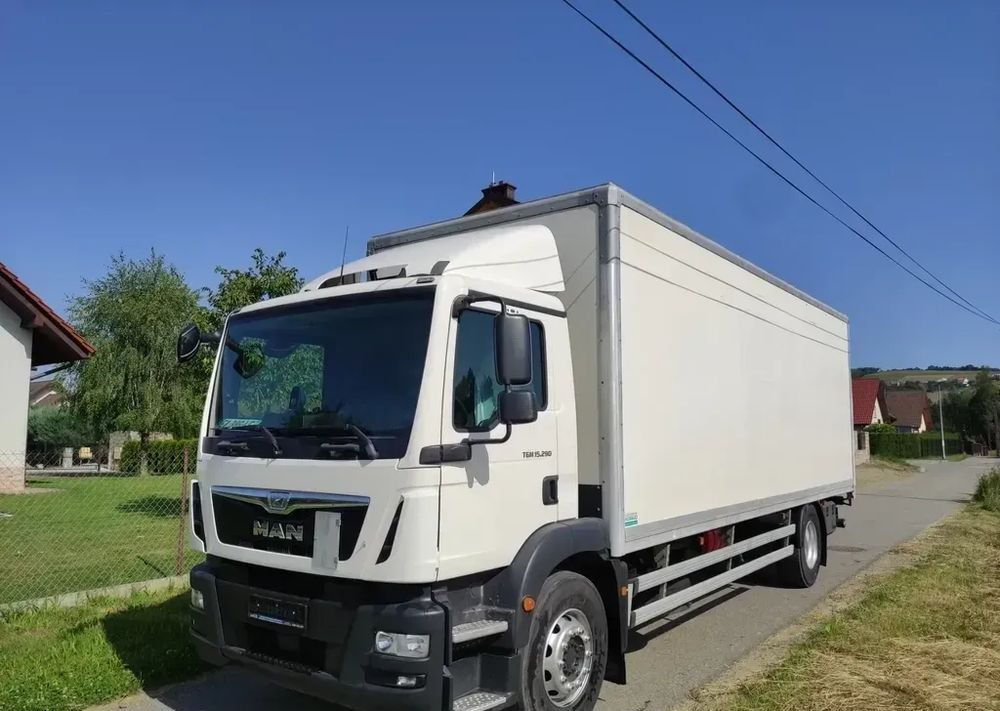 MAN TGM 18.290 kontener , winda - Koffer LKW: das Bild 1 MAN TGM 18.290 kontener , winda - Koffer LKW: das Bild 1