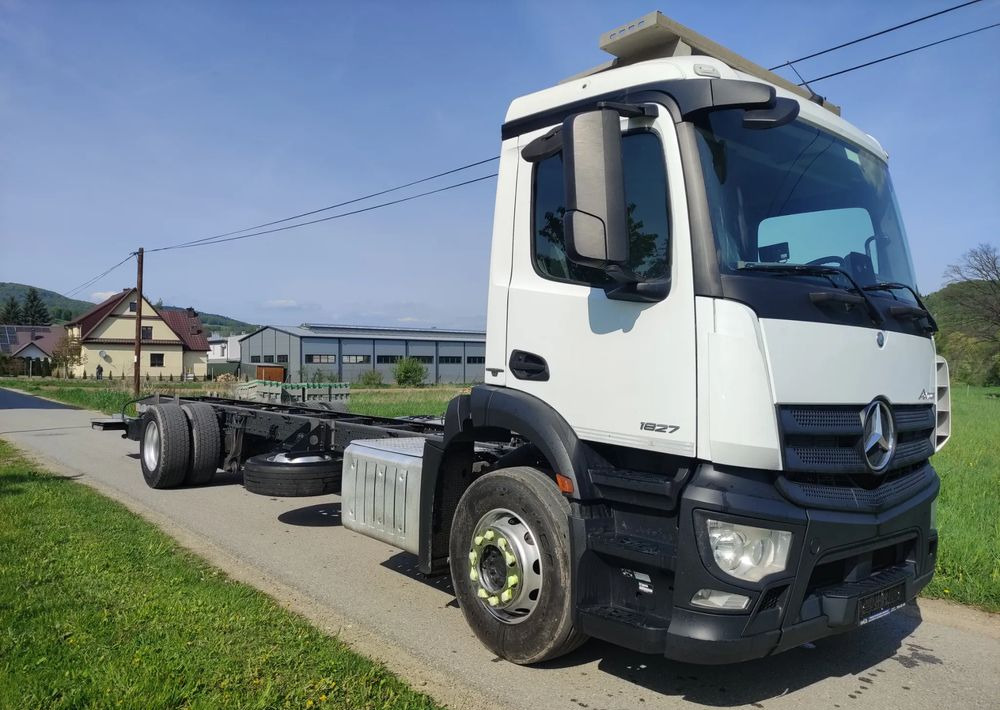 Mercedes-Benz ANTOS 1827 ramo do zabudowy blokada - Fahrgestell LKW: das Bild 2 Mercedes-Benz ANTOS 1827 ramo do zabudowy blokada - Fahrgestell LKW: das Bild 2