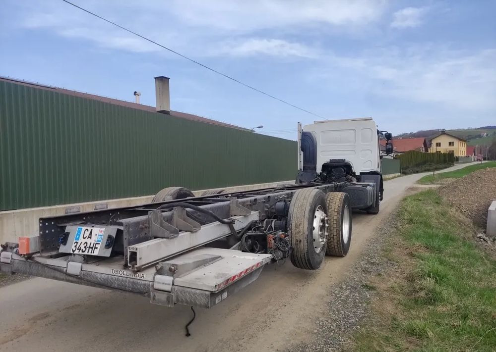 Renault Premium 26.380 Dxi 6x2 rama do zabudowy - Fahrgestell LKW: das Bild 3 Renault Premium 26.380 Dxi 6x2 rama do zabudowy - Fahrgestell LKW: das Bild 3