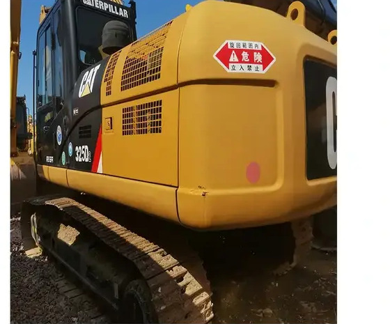 2022 Caterpillar 325 - Kettenbagger: das Bild 4 2022 Caterpillar 325 - Kettenbagger: das Bild 4