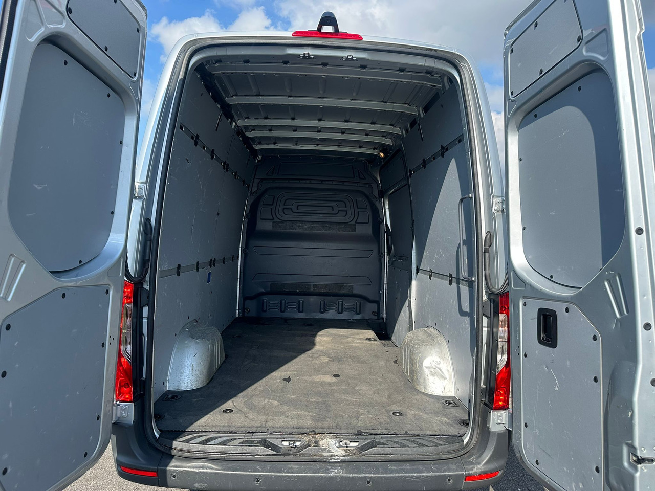 Kastenwagen MERCEDES-BENZ Sprinter: das Bild 10
