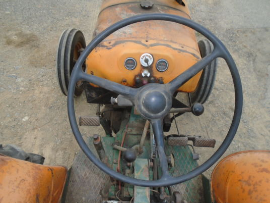 Traktor Someca super 40: das Bild 9 Traktor Someca super 40: das Bild 9