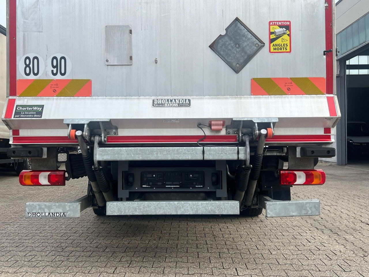 Mercedes-Benz Atego 1218 L Classic-Vermietung möglich-ADR-LBW - Koffer LKW: das Bild 4 Mercedes-Benz Atego 1218 L Classic-Vermietung möglich-ADR-LBW - Koffer LKW: das Bild 4