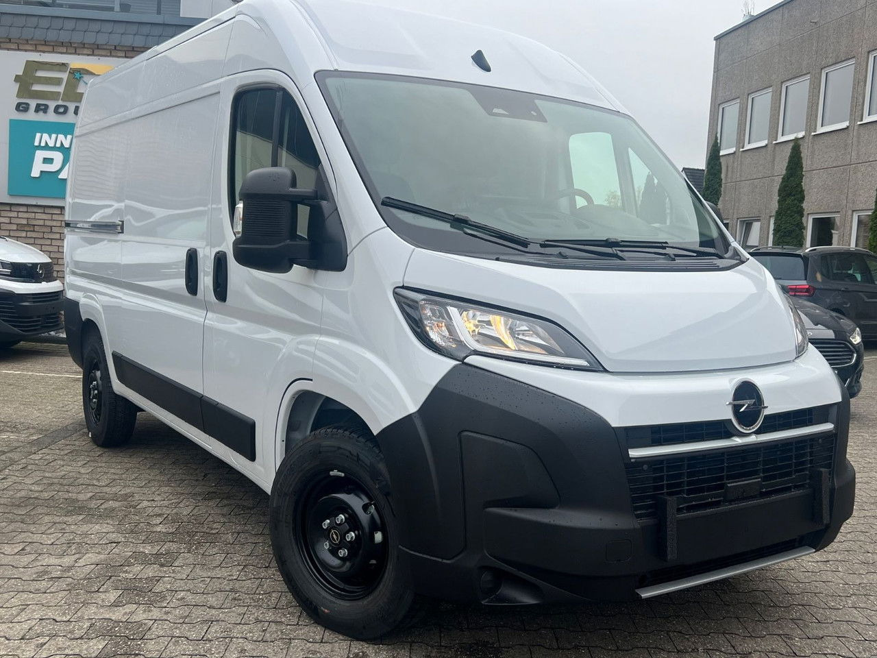 Opel Movano L2H2 140 Kasten Rückfahrkam Allwetter+ - Kastenwagen: das Bild 3 Opel Movano L2H2 140 Kasten Rückfahrkam Allwetter+ - Kastenwagen: das Bild 3
