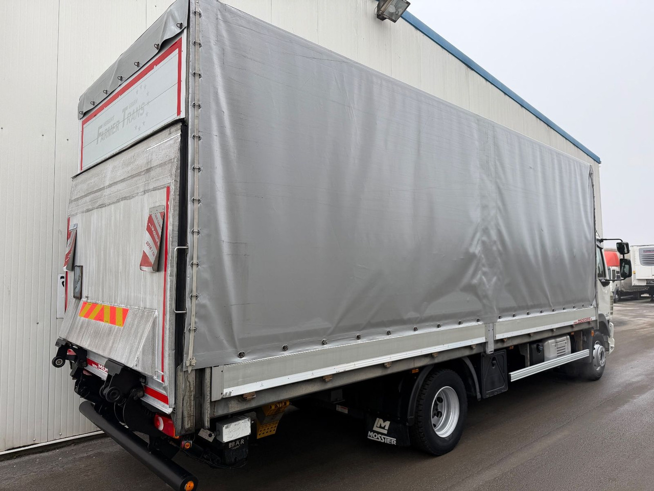 DAF LF 260 2T LBW TÜV neu - Plane LKW: das Bild 4 DAF LF 260 2T LBW TÜV neu - Plane LKW: das Bild 4