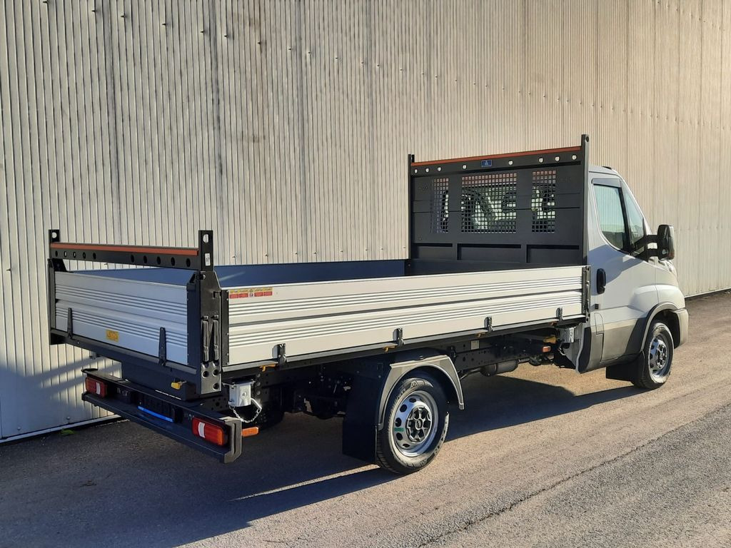 Iveco Daily 35S14 3 Seiten Kipper Mod 2025 - Kipper Transporter: das Bild 3 Iveco Daily 35S14 3 Seiten Kipper Mod 2025 - Kipper Transporter: das Bild 3