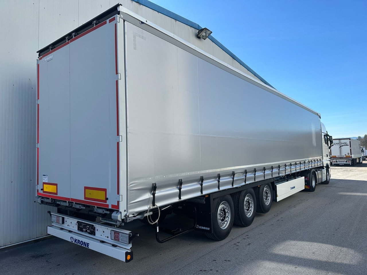 Krone SDP27 Lift/Pal-Kast/Alulatten Krone SDP27 Lift/Pal-Kast/Alulatten 5STK - Planenauflieger: das Bild 3 Krone SDP27 Lift/Pal-Kast/Alulatten Krone SDP27 Lift/Pal-Kast/Alulatten 5STK - Planenauflieger: das Bild 3