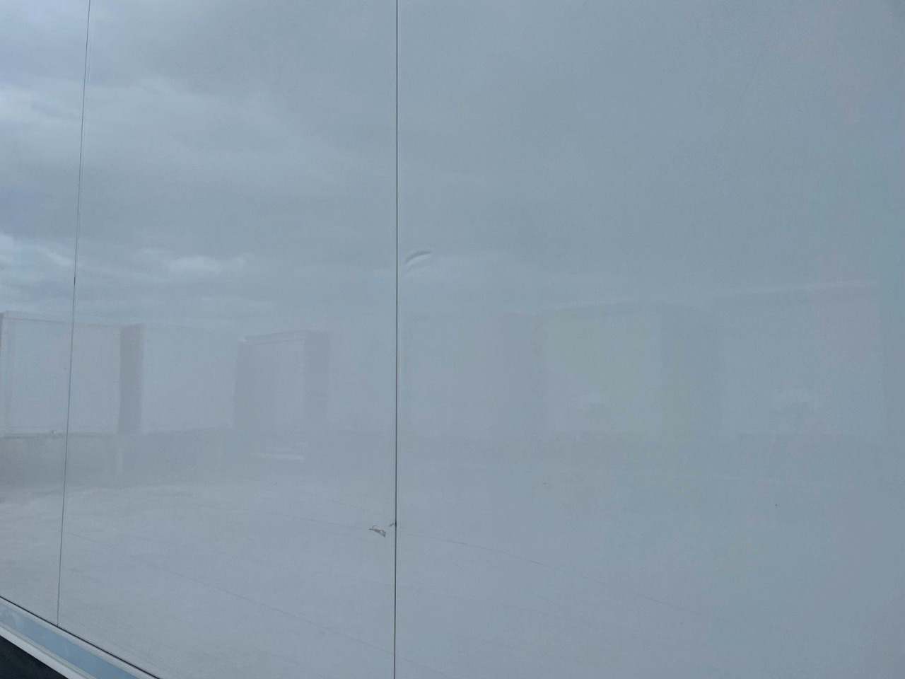 Schmitz Cargobull SKO 24 Cool V7 DoppelStock Blumenbreit - Koffer Auflieger: das Bild 5 Schmitz Cargobull SKO 24 Cool V7 DoppelStock Blumenbreit - Koffer Auflieger: das Bild 5