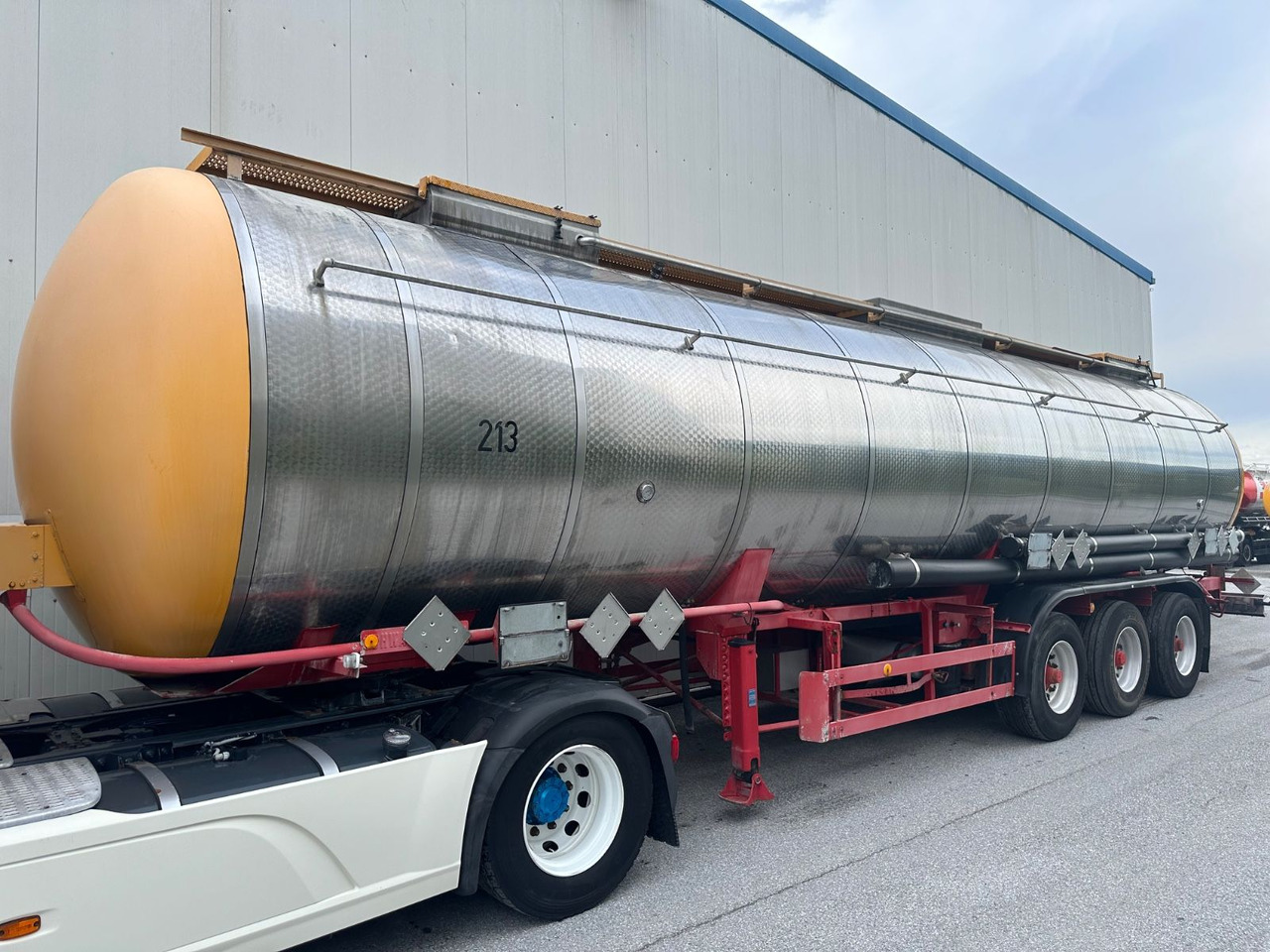 Schwarzmüller Chemi L4BH 42050L Lift BPW - Tankauflieger: das Bild 1 Schwarzmüller Chemi L4BH 42050L Lift BPW - Tankauflieger: das Bild 1