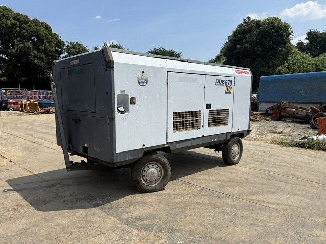 AIRMAN PDS670SD-4C5 - Luftkompressor: das Bild 5 AIRMAN PDS670SD-4C5 - Luftkompressor: das Bild 5