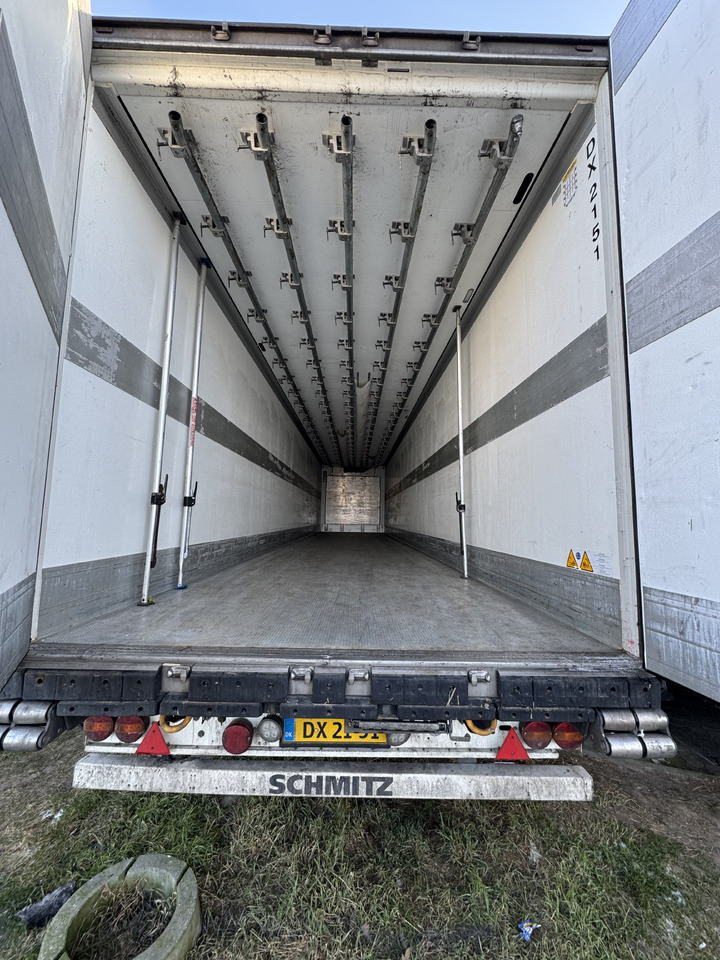 SCHMITZ Meat Rails ThermoKing - Kühlkoffer Auflieger: das Bild 5 SCHMITZ Meat Rails ThermoKing - Kühlkoffer Auflieger: das Bild 5