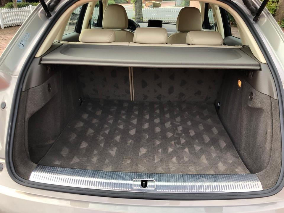 Audi Q3 TFSI + quattro + Autom. + ANK. + TÜV - PKW: das Bild 5 Audi Q3 TFSI + quattro + Autom. + ANK. + TÜV - PKW: das Bild 5