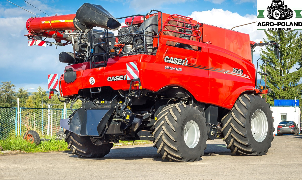 CASE IH IH 9250 AFS - 2019 ROK - 4X4 - 10,7 M. - GPS - AUTOPILOT - 2754H - Mähdrescher: das Bild 5 CASE IH IH 9250 AFS - 2019 ROK - 4X4 - 10,7 M. - GPS - AUTOPILOT - 2754H - Mähdrescher: das Bild 5