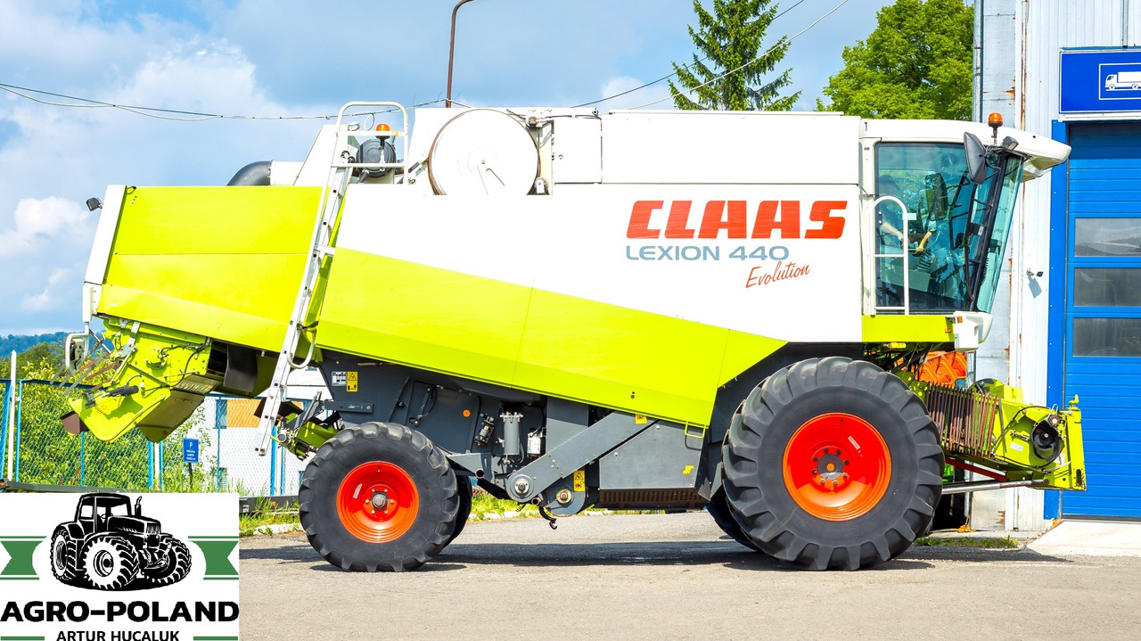 CLAAS LEXION 440 EVOLUTION - 2003 ROK + CLAAS VARIO 600 - 2014 ROK - Mähdrescher: das Bild 3 CLAAS LEXION 440 EVOLUTION - 2003 ROK + CLAAS VARIO 600 - 2014 ROK - Mähdrescher: das Bild 3
