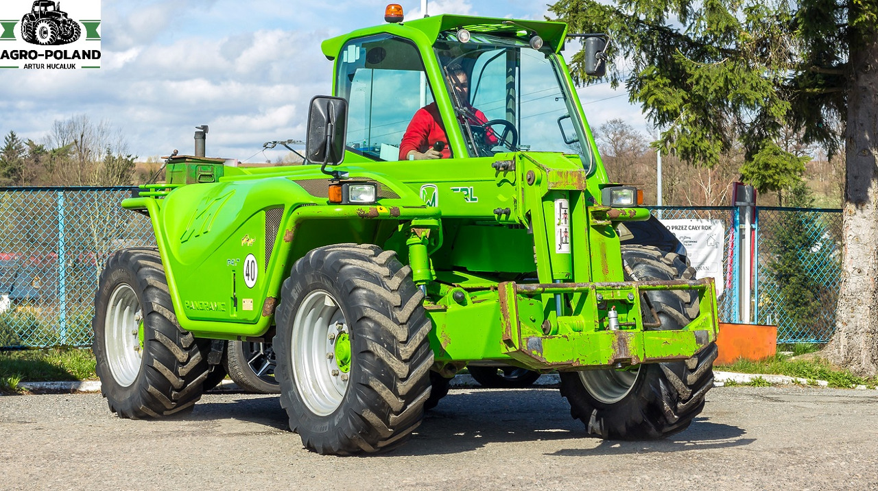 MERLO P 41.7 FARMER - 2010 ROK - WAGA - ŁYŻKA 2.5 M3- WIDŁY + UKŁAD PNEUMATYCZNY - Teleskoplader: das Bild 5 MERLO P 41.7 FARMER - 2010 ROK - WAGA - ŁYŻKA 2.5 M3- WIDŁY + UKŁAD PNEUMATYCZNY - Teleskoplader: das Bild 5