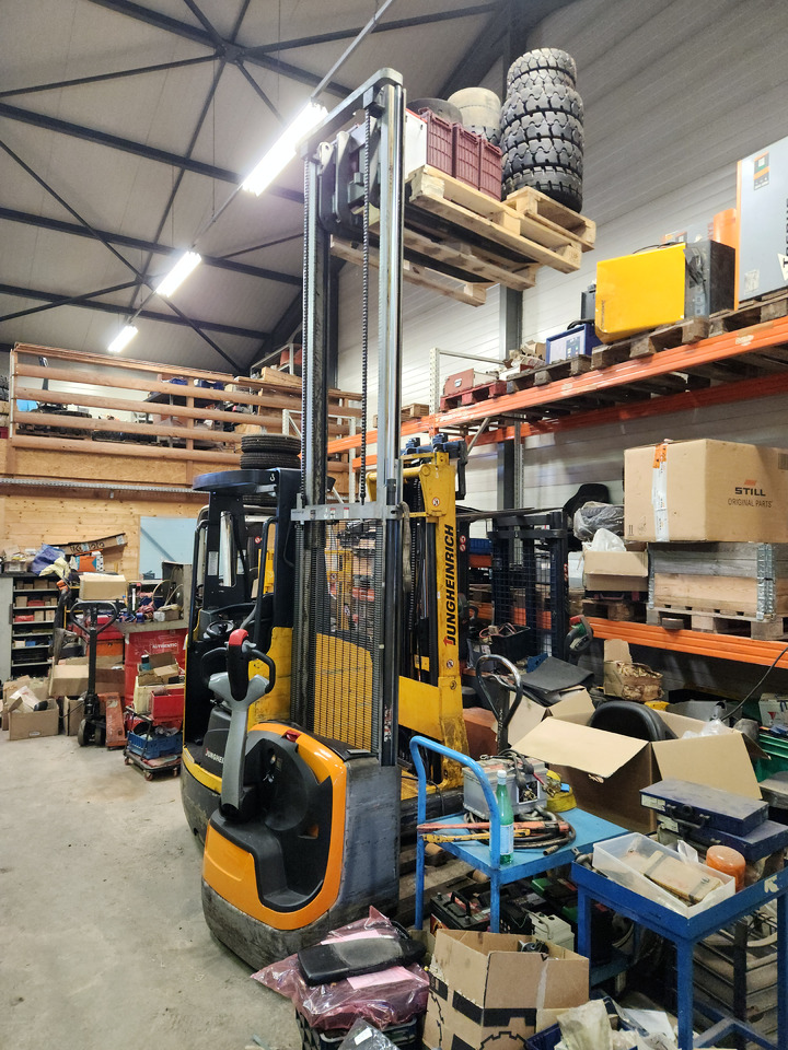 STILL EXV12 - Hochhubwagen: das Bild 3 STILL EXV12 - Hochhubwagen: das Bild 3