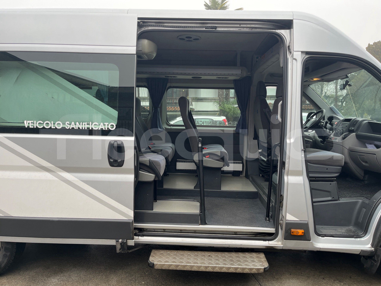 Kleinbus, Personentransporter Fiat Ducato: das Bild 14