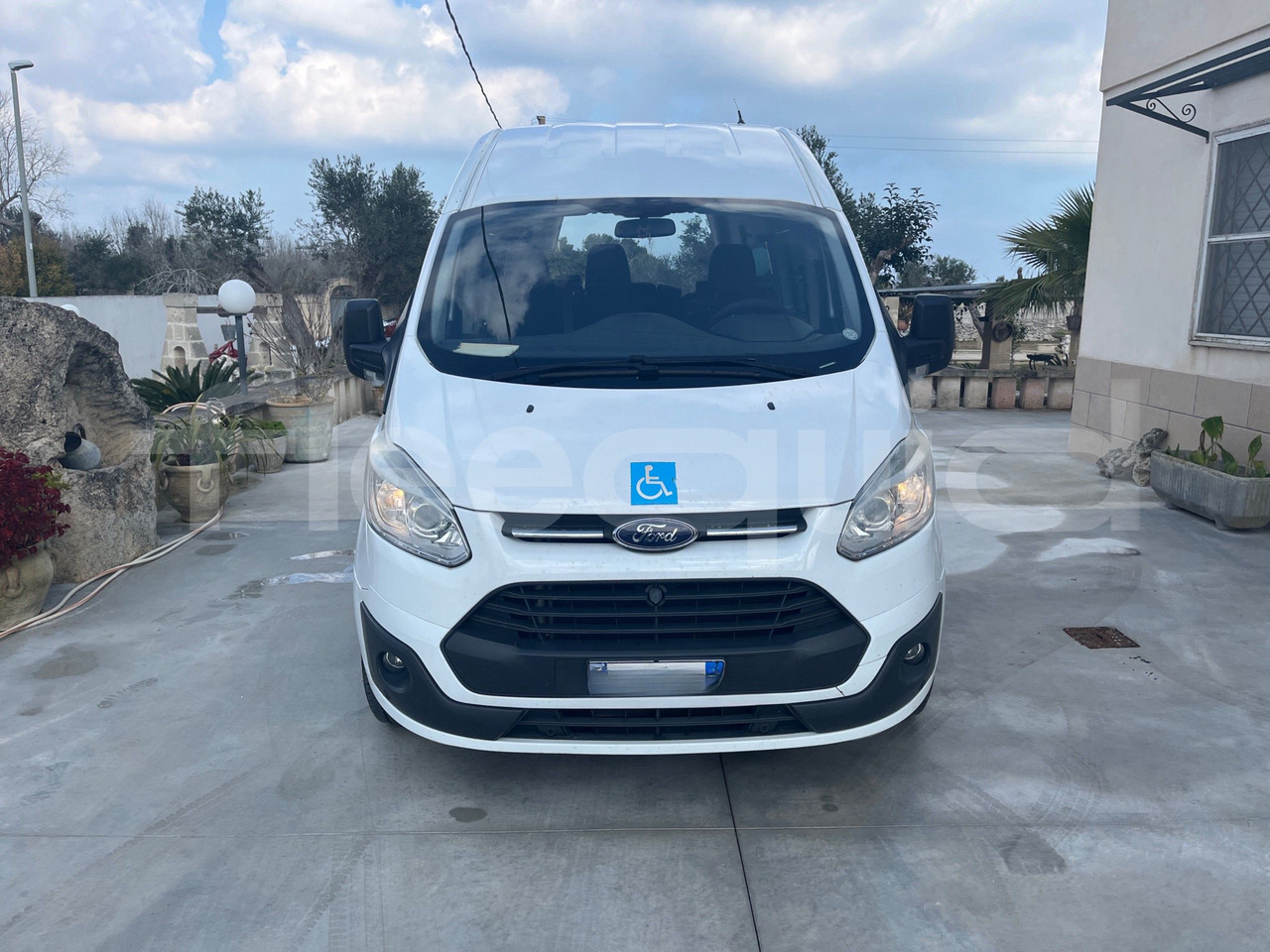 Ford Transit - Kleinbus, Personentransporter: das Bild 2 Ford Transit - Kleinbus, Personentransporter: das Bild 2