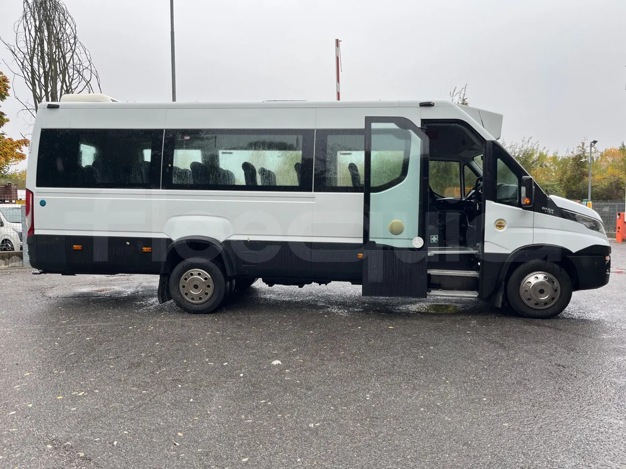 Überlandbus Iveco Daily: das Bild 12