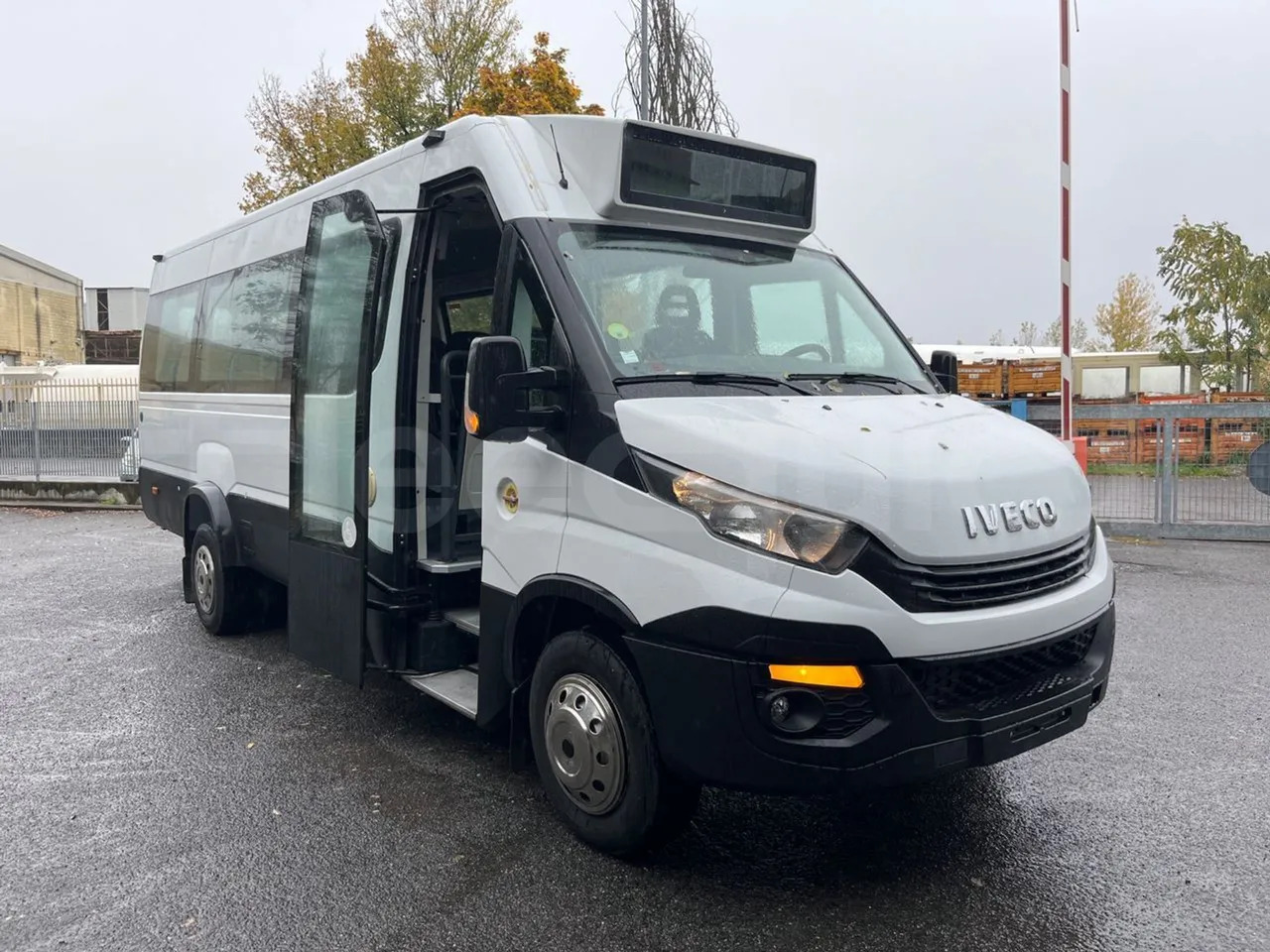 Überlandbus Iveco Daily: das Bild 10