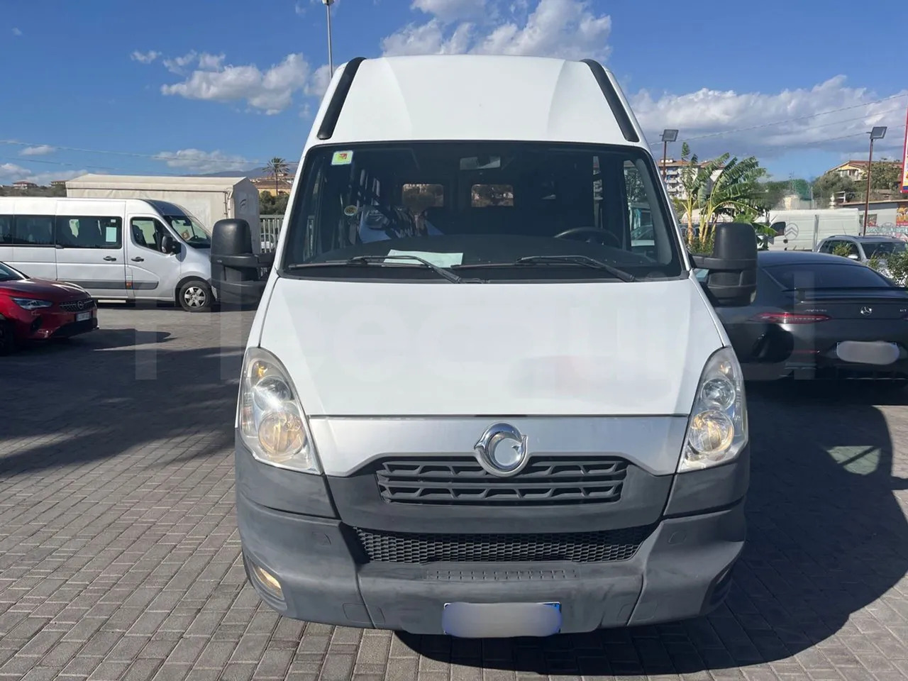 Iveco Daily - Reisebus: das Bild 2 Iveco Daily - Reisebus: das Bild 2
