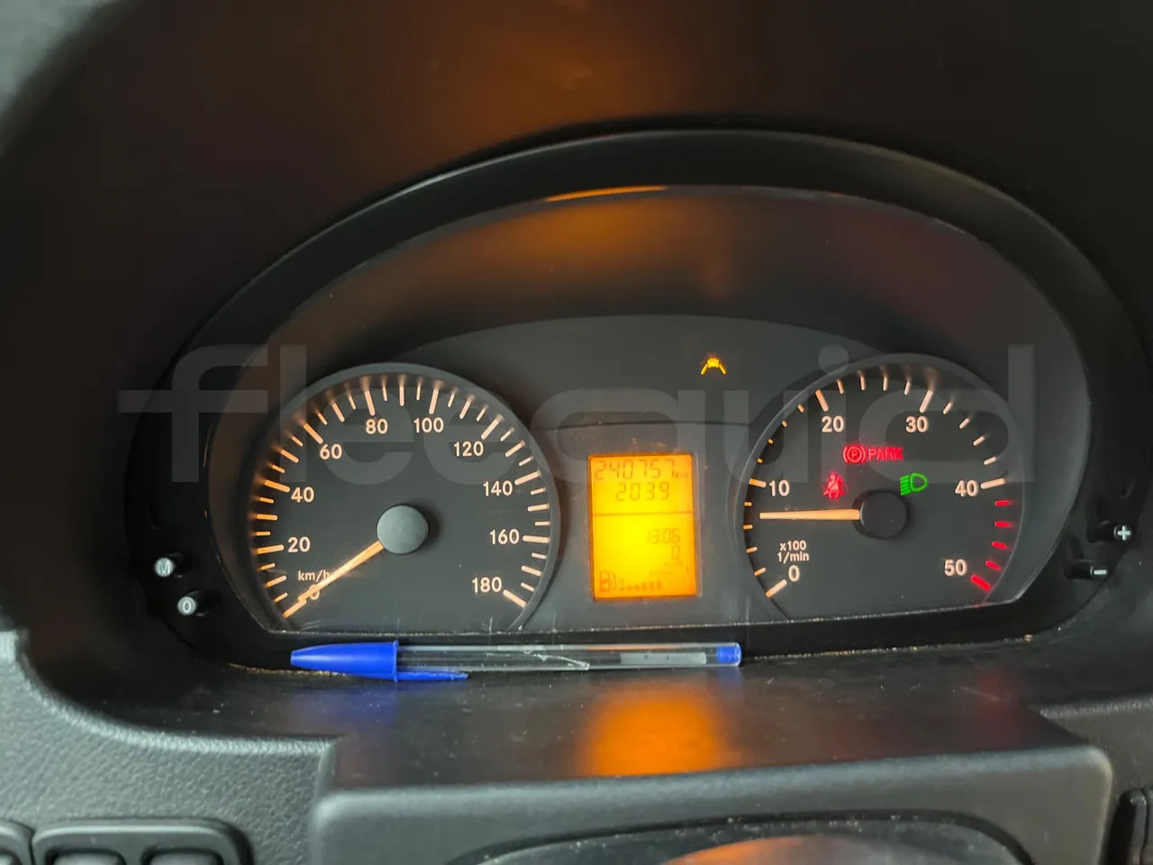 Mercedes-Benz Sprinter - Kleinbus, Personentransporter: das Bild 3 Mercedes-Benz Sprinter - Kleinbus, Personentransporter: das Bild 3