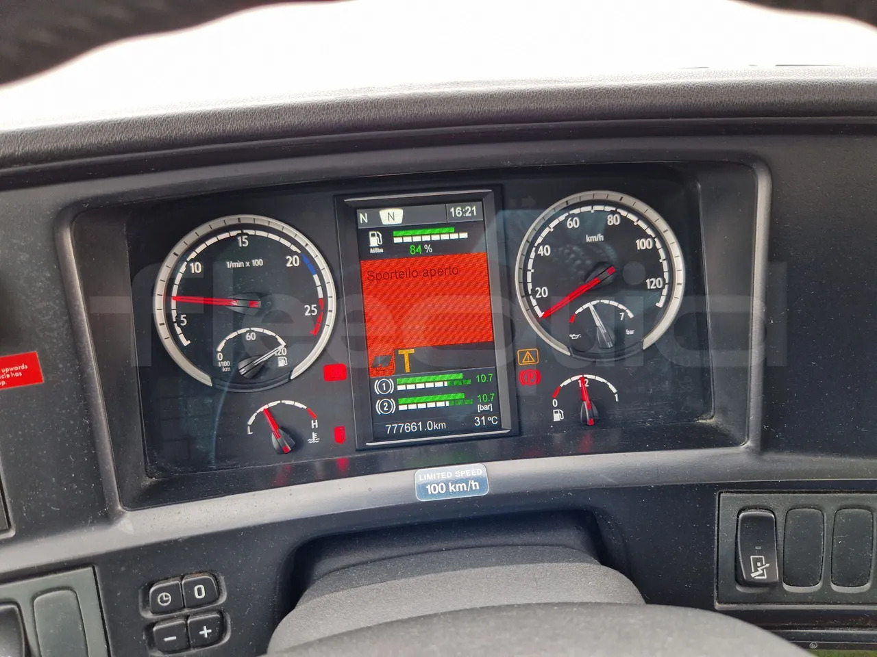 Scania Touring HD - Reisebus: das Bild 3 Scania Touring HD - Reisebus: das Bild 3