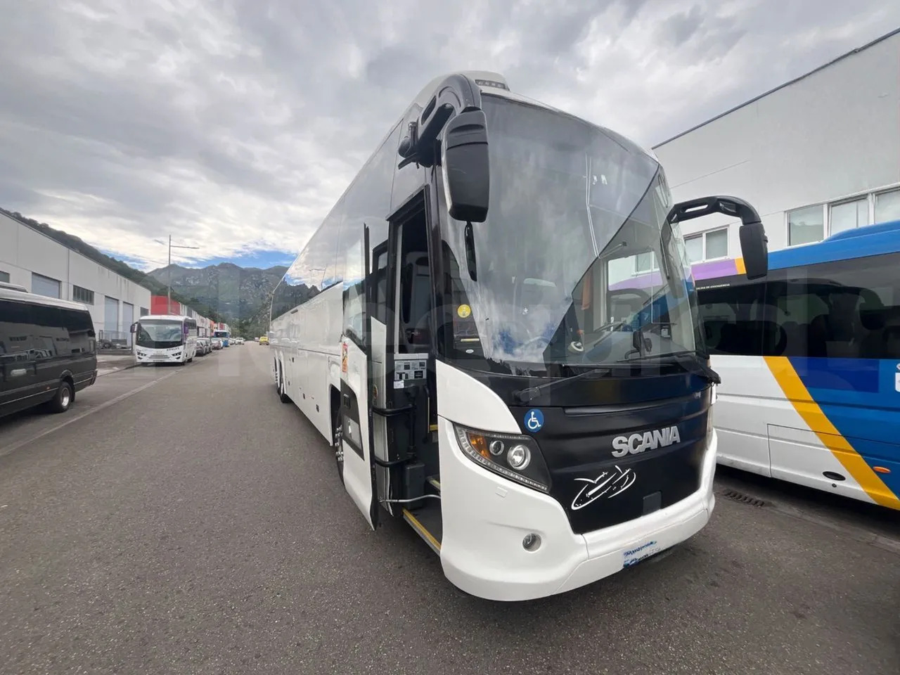 Scania Touring HD - Reisebus: das Bild 1 Scania Touring HD - Reisebus: das Bild 1