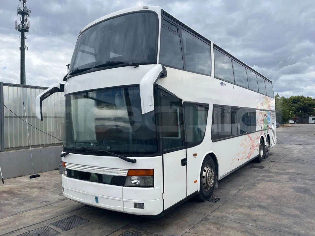 Setra S328 - Doppeldeckerbus: das Bild 4 Setra S328 - Doppeldeckerbus: das Bild 4