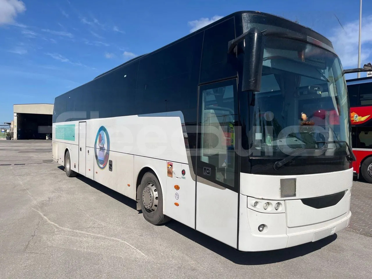 Van Hool EX16 MID - Reisebus: das Bild 1 Van Hool EX16 MID - Reisebus: das Bild 1