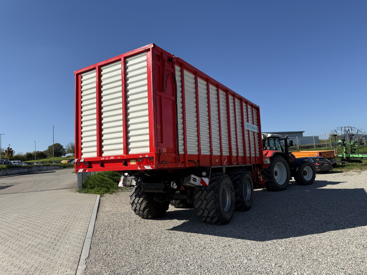 PÖTTINGER Jumbo 6600 L - Schneidwerkswagen: das Bild 2 PÖTTINGER Jumbo 6600 L - Schneidwerkswagen: das Bild 2