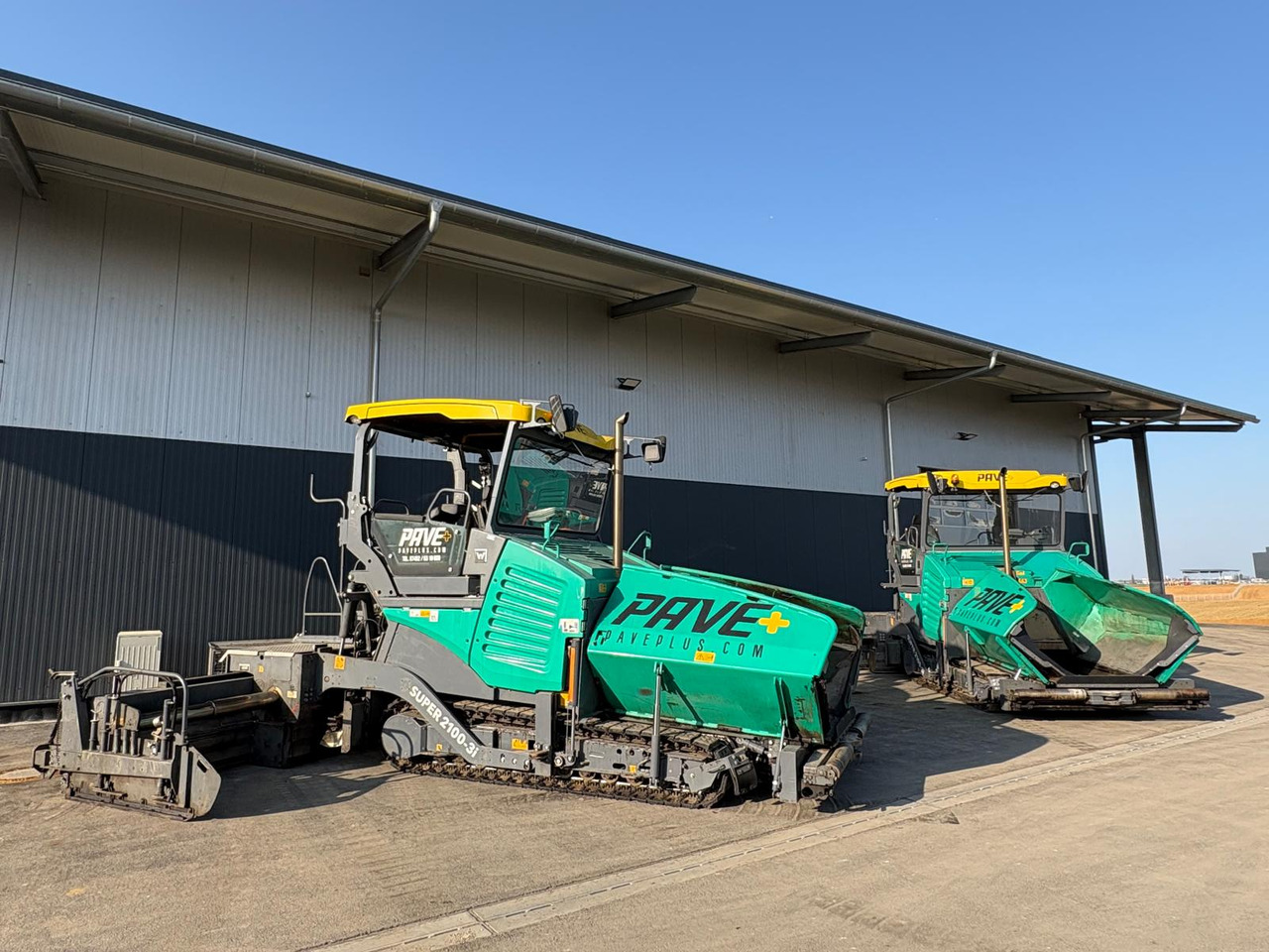 Asphaltfertiger/ Straßenfertiger VÖGELE SUPER 2100-3i: das Bild 8 Asphaltfertiger/ Straßenfertiger VÖGELE SUPER 2100-3i: das Bild 8