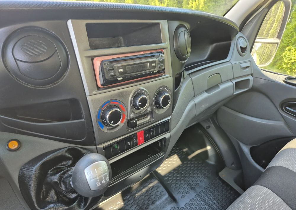 Kipper Transporter Iveco 35C15 3.0 150KM Wywrotka: das Bild 6 Kipper Transporter Iveco 35C15 3.0 150KM Wywrotka: das Bild 6