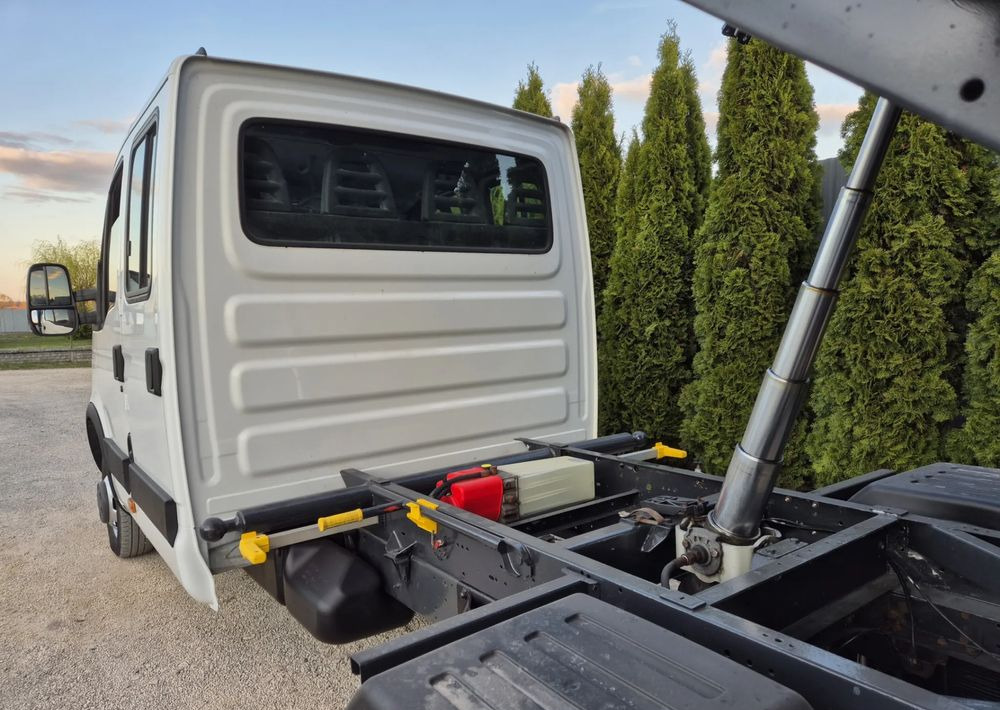 Iveco 50c15 3.0 150KM Brygadówka - Kipper Transporter: das Bild 4 Iveco 50c15 3.0 150KM Brygadówka - Kipper Transporter: das Bild 4