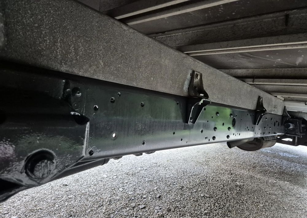 Iveco 70C17 3.0 170KM Skrzyniowy - Planen Transporter: das Bild 5 Iveco 70C17 3.0 170KM Skrzyniowy - Planen Transporter: das Bild 5