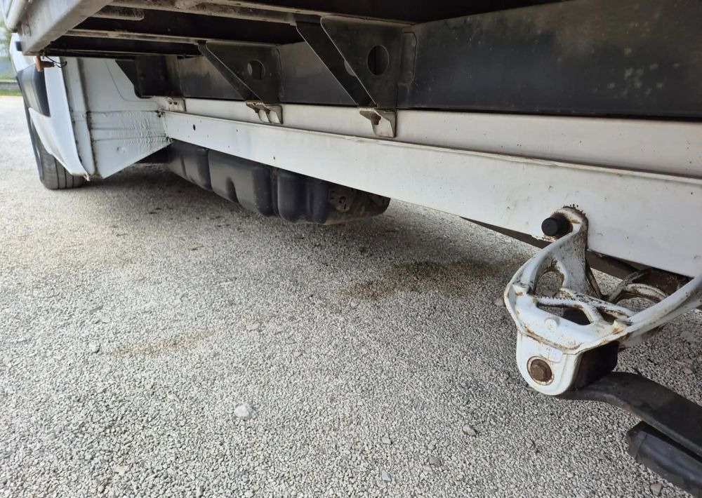 Mercedes-Benz 316CDI 2.2 160KM - Pritsche Transporter: das Bild 4 Mercedes-Benz 316CDI 2.2 160KM - Pritsche Transporter: das Bild 4