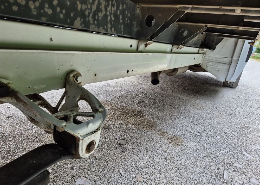 Pritsche Transporter Mercedes-Benz 316CDI 2.2 160KM: das Bild 10 Pritsche Transporter Mercedes-Benz 316CDI 2.2 160KM: das Bild 10