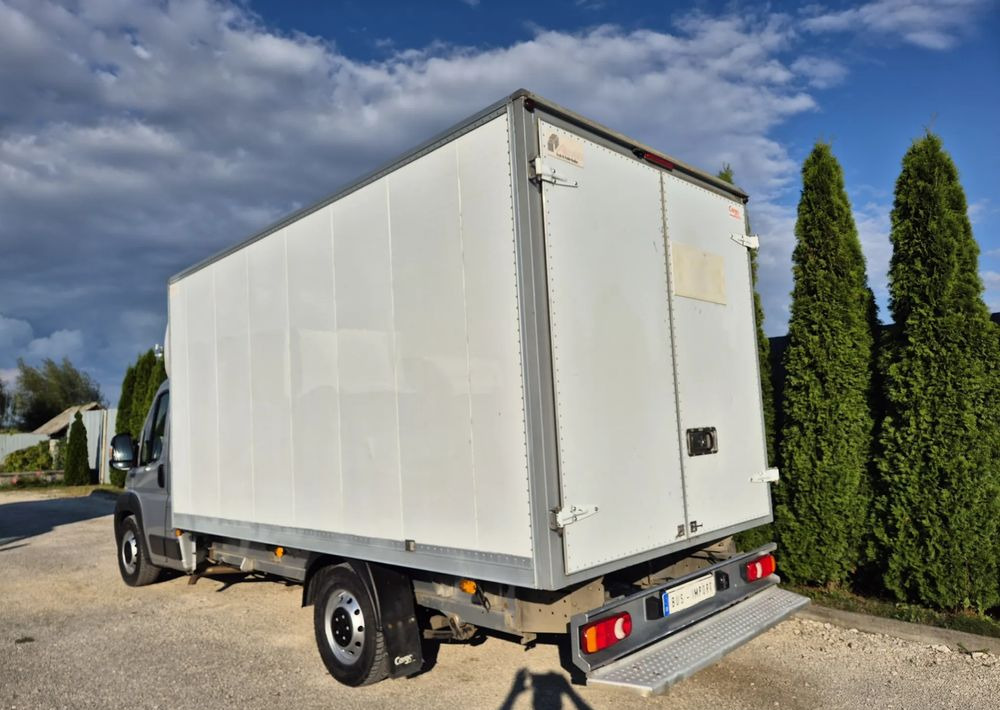 Peugeot Boxer 3.0 180KM - Koffer Transporter: das Bild 3 Peugeot Boxer 3.0 180KM - Koffer Transporter: das Bild 3