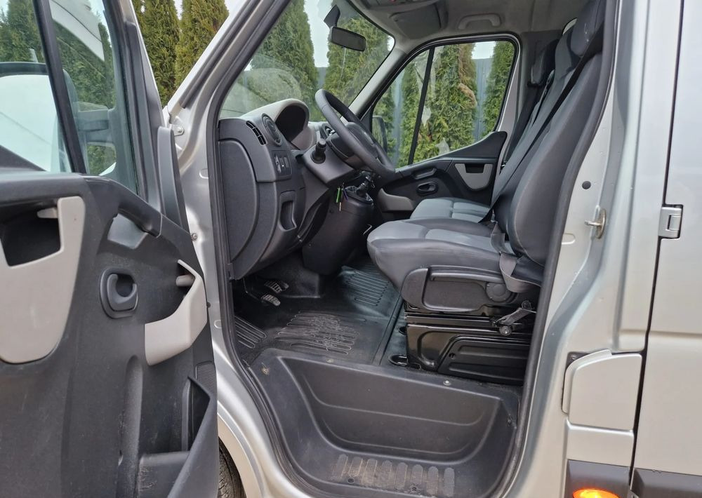 Renault Master 2.3 125KM - Transporter mit Doppelkabine: das Bild 5 Renault Master 2.3 125KM - Transporter mit Doppelkabine: das Bild 5