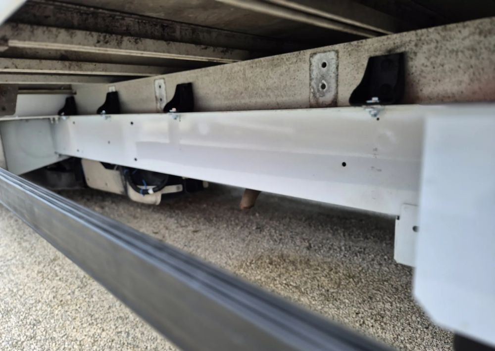 Renault Master 2.3 150KM - Planen Transporter: das Bild 5 Renault Master 2.3 150KM - Planen Transporter: das Bild 5