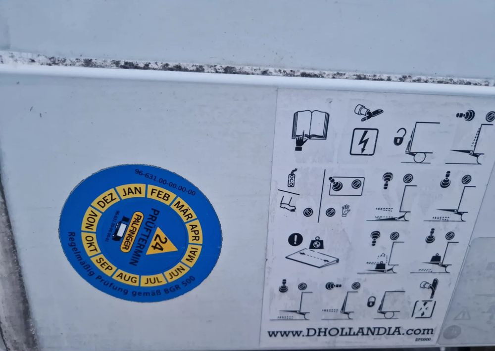 Winda Dhollandia 1000Kg 2019 rok, jak nowa, podest 248cm szeroki wysoki 180cm. Stan idealny! - Ladebordwand: das Bild 4 Winda Dhollandia 1000Kg 2019 rok, jak nowa, podest 248cm szeroki wysoki 180cm. Stan idealny! - Ladebordwand: das Bild 4